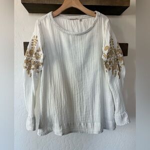 Soft Surroundings|Boho Off-white Gauze Blouse with Embroidered Gold florals•••XL